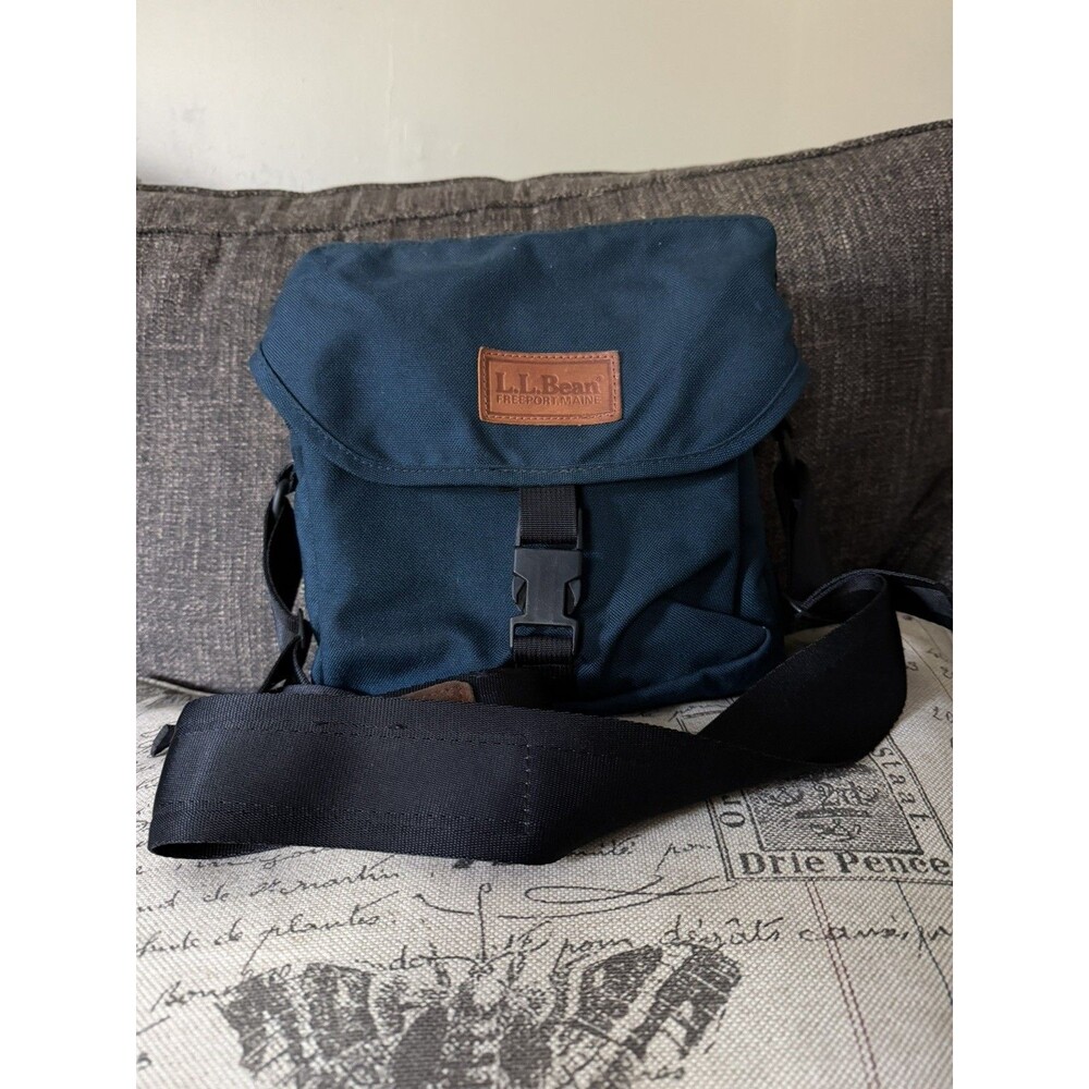 Vintage 80s LL Bean Camera Bag Fanny Pack Crossbody Blue Nylon Freeport ME